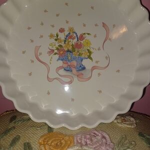 Floral Scalloped Ceramic Plate